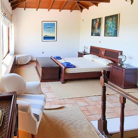 Lovely Home In Kiato With Wifi Exterior photo